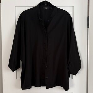 Uniqlo Button-Up blouse